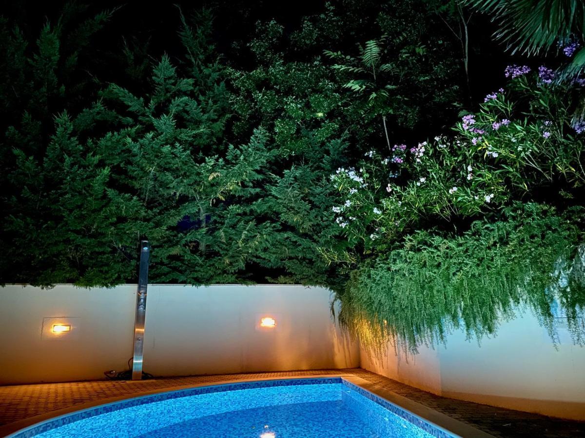 Private Pool And Mediterranean Garden Apt Mia Шіло Екстер'єр фото