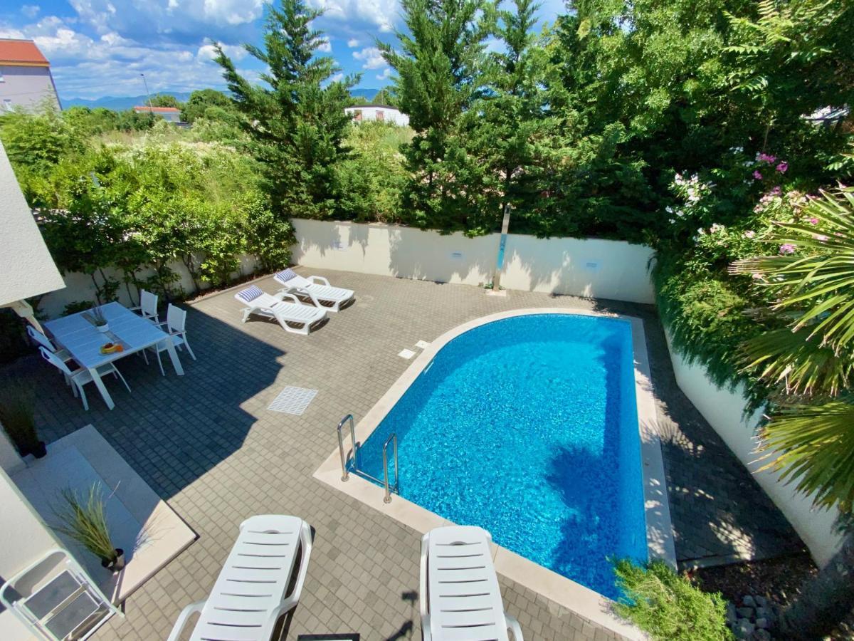 Private Pool And Mediterranean Garden Apt Mia Шіло Екстер'єр фото